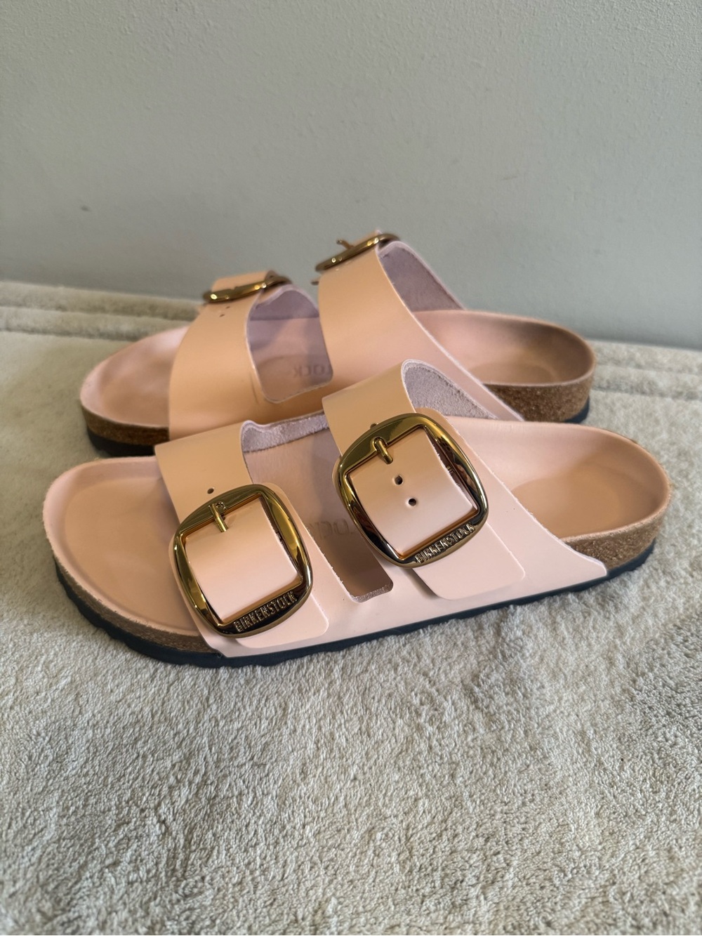 Birkenstock Big Buckle Slide Sandals pink with Gold Hardware - Picture 5 of 9